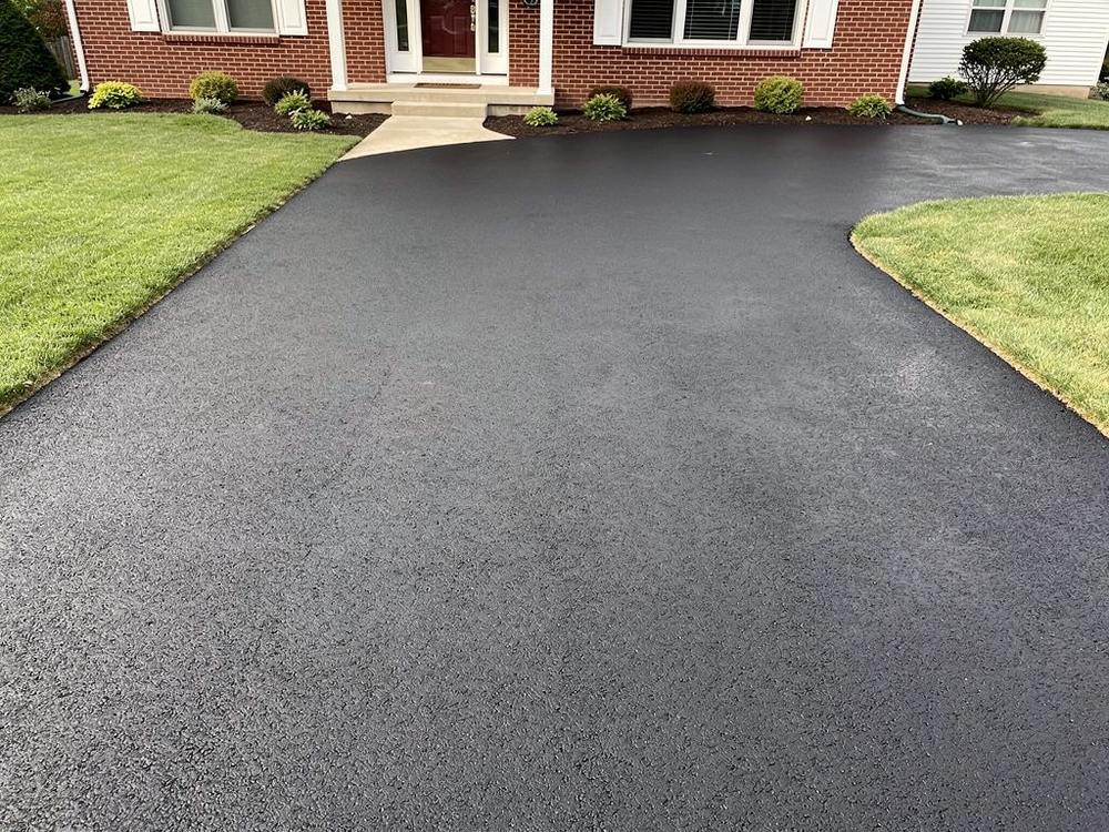 asphalt driveway resurfacing in Louisville, KY